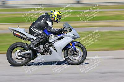 media/Jan-20-2023-Fastrack Riders (Fri) [[f2ad32aba3]]/Level 2/session 4 turn 6/